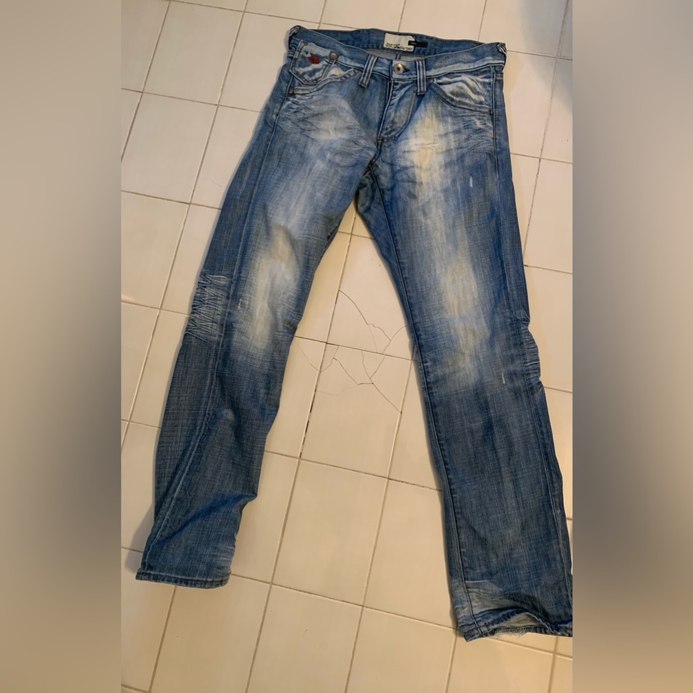 Energie Jeans. Distressed denim. 31 waist